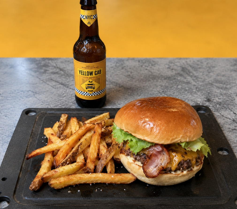 Hamburguesa con patatas y cerveza Yellow Cab